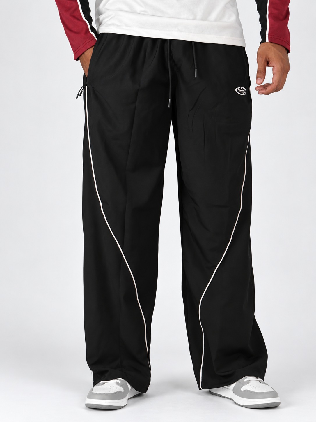 Loose fit piping track pants- Black