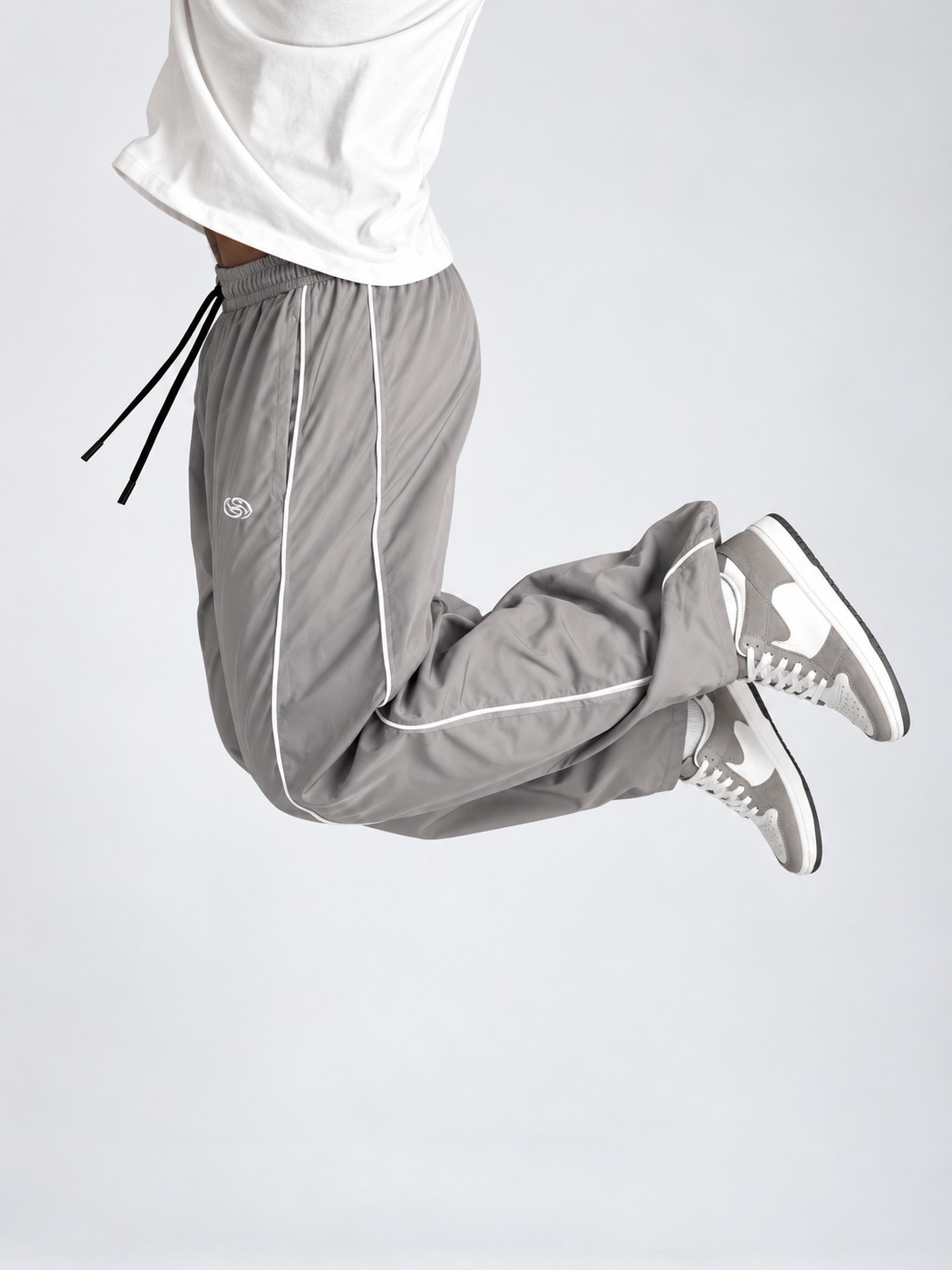 Loose fit piping track pants- LIGHT GREY