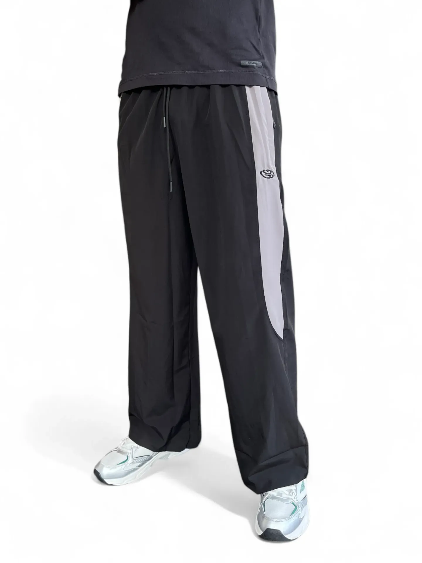 CLASSIC LOOSE FIT PANT - BLACK