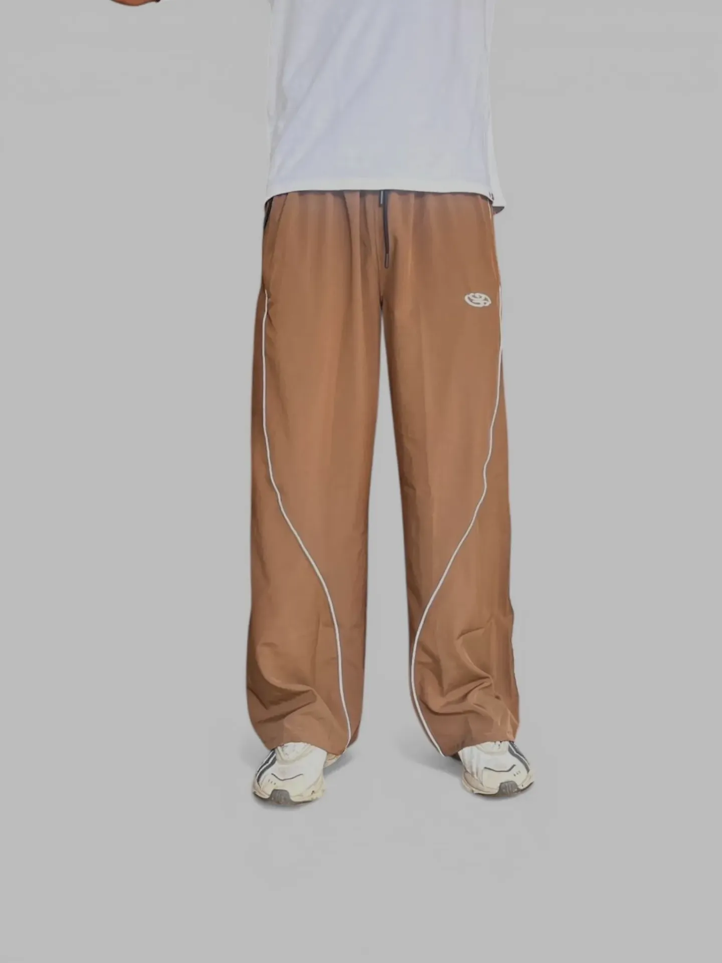 Loose fit piping track pants-Caramel Brown
